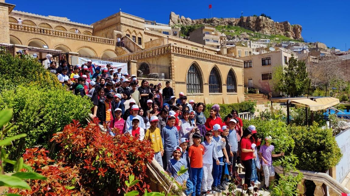  15-22 Nisan Turizm Haftası Kapsamında Eski Mardin'de Düzenlenen Turizm Yürüyüşüne Katıldık.